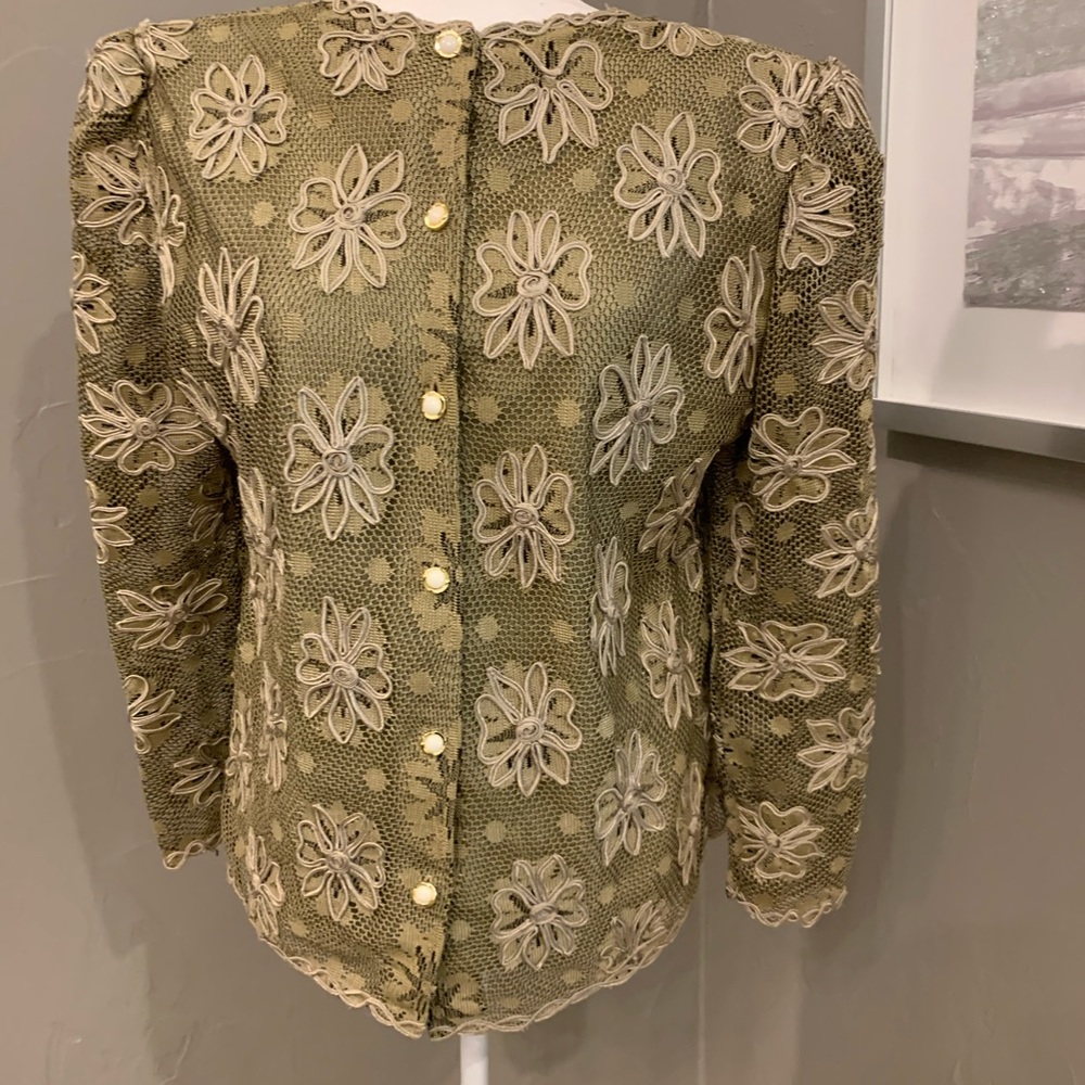 Craftsmanship impeccable!